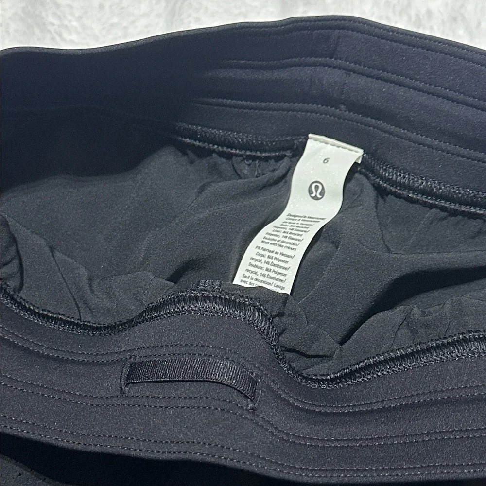 Lululemon | size 6 | adapted state perforated HR jogger